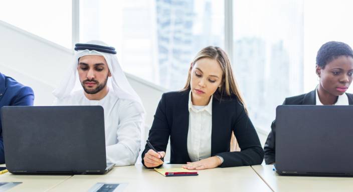 Data compliance UAE framework diagram showing Microsoft Purview controls aligned with UAE Cybersecurity Council regulations