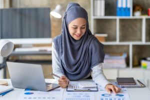 Corporate tax record keeping UAE - structured financial records supporting a tax return