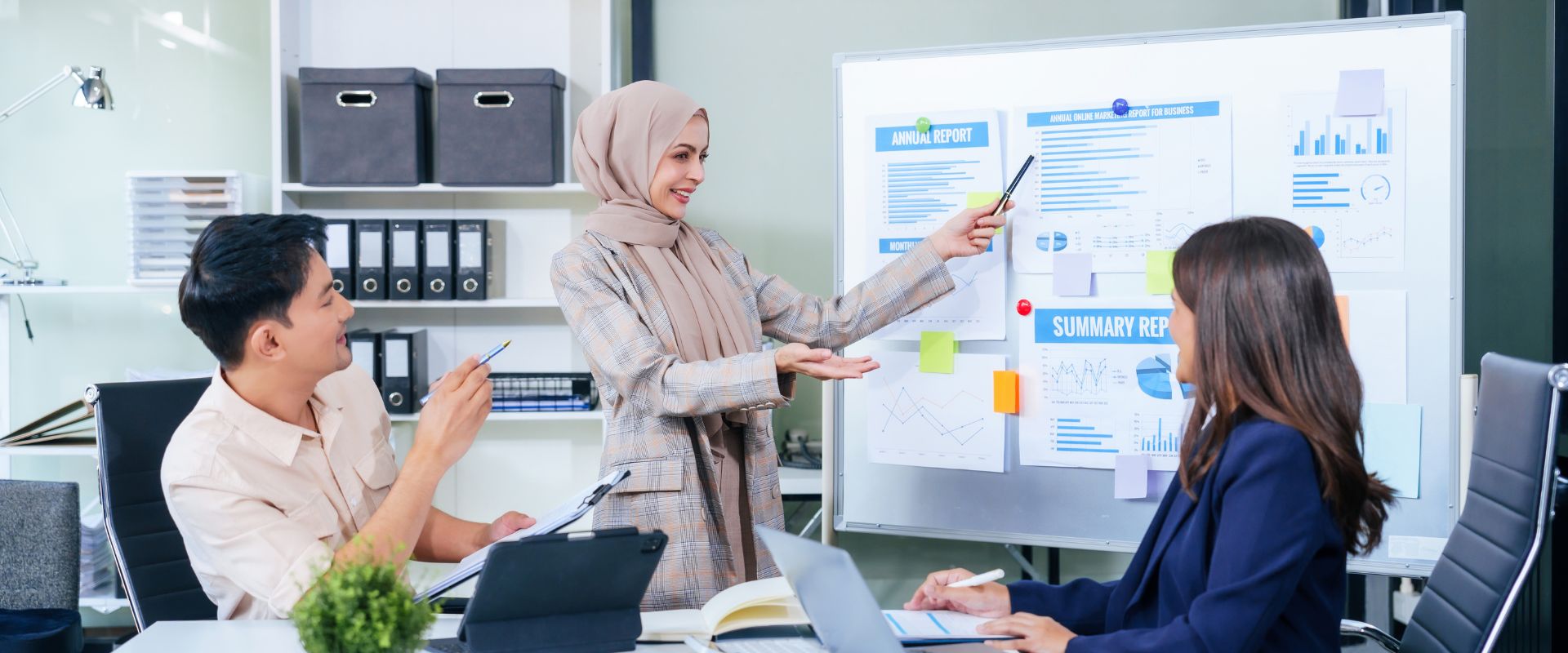 Bulk laptop purchase for business Dubai - a replacement schedule planned by role rather than by age